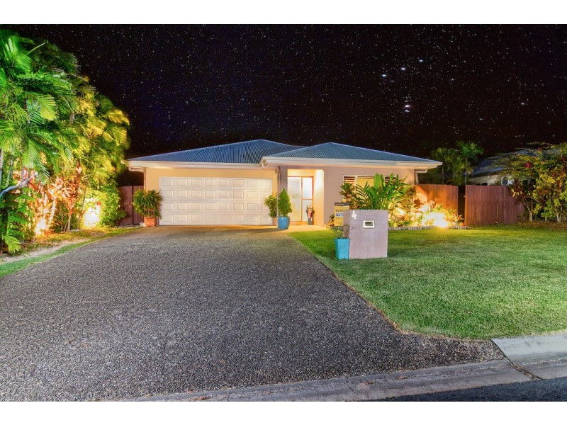 4 Shearwater Street, Port Douglas QLD 4877