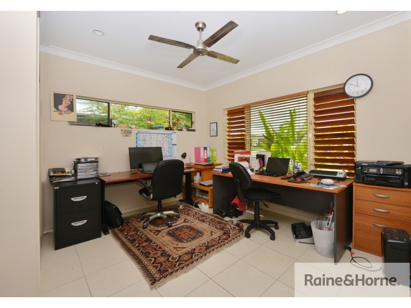 4 Shearwater Street, Port Douglas QLD 4877