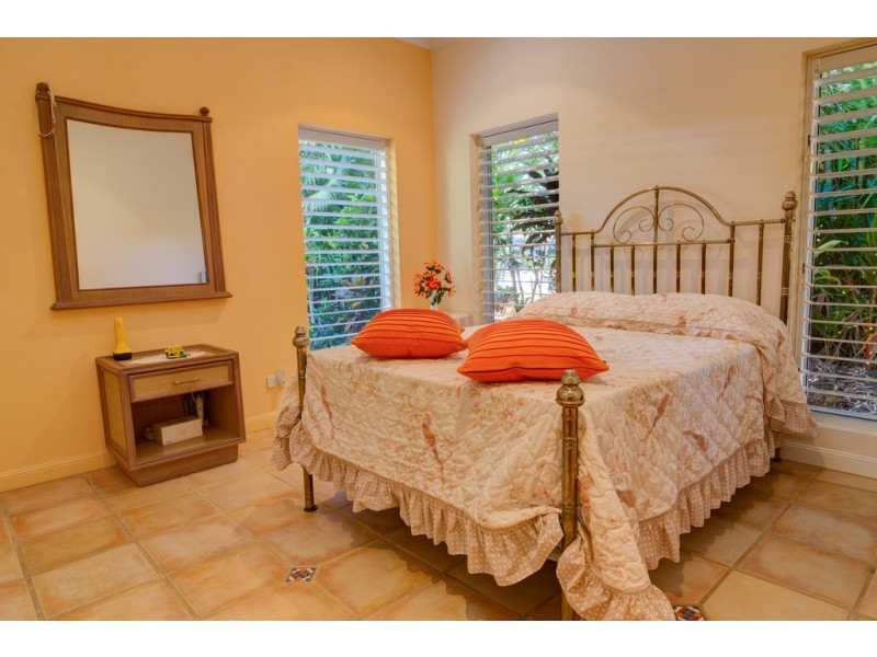 5 Seabrook Avenue, Port Douglas QLD 4877