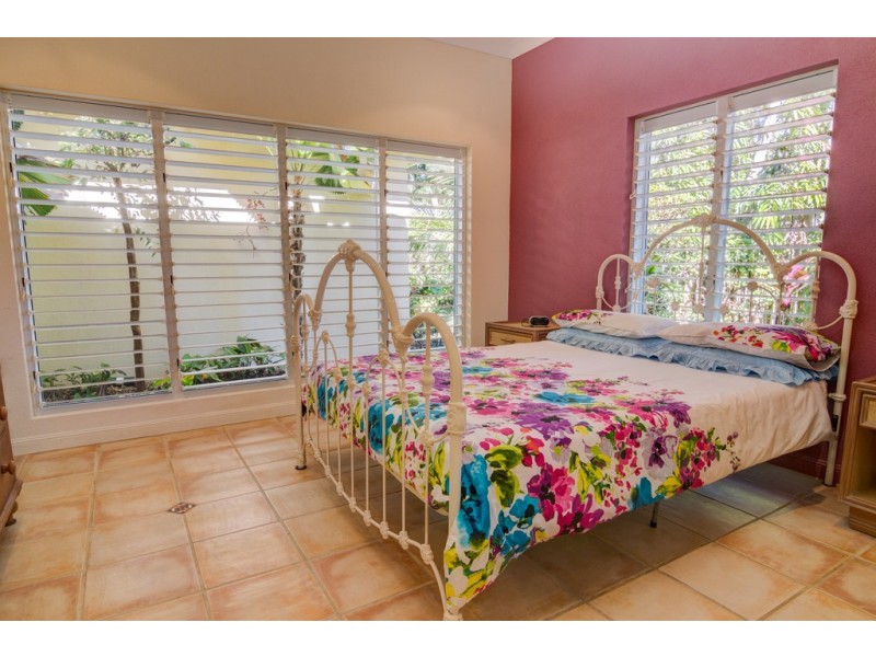 5 Seabrook Avenue, Port Douglas QLD 4877