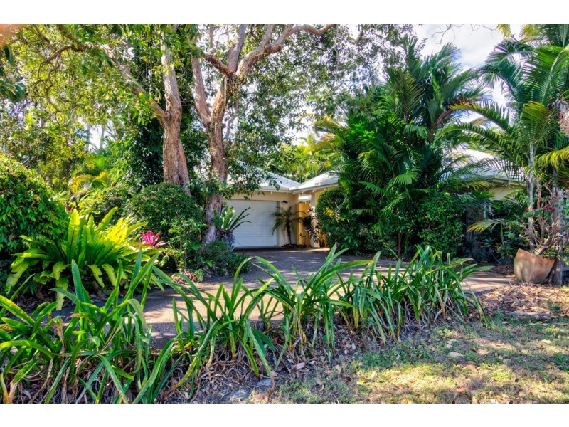 5 Seabrook Avenue, Port Douglas QLD 4877