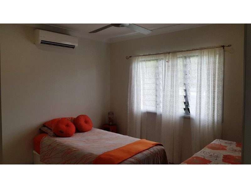 27 Third Street Ayton, Bloomfield QLD 4895