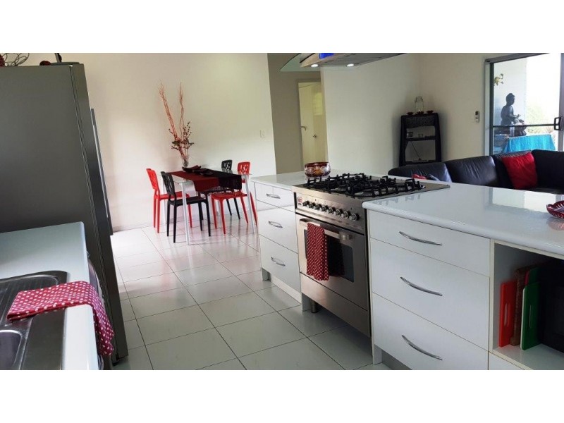 27 Third Street Ayton, Bloomfield QLD 4895