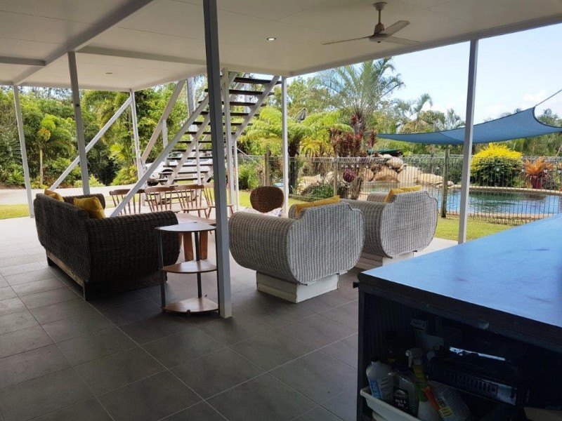 27 Third Street Ayton, Bloomfield QLD 4895