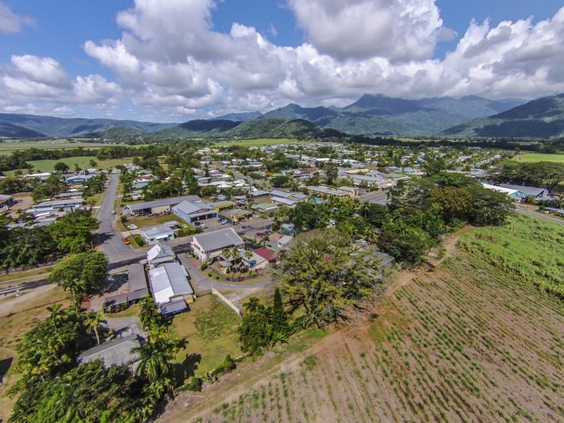 30 Mill Street, Mossman QLD 4873