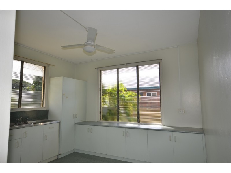 2/49 Front St, Mossman QLD 4873
