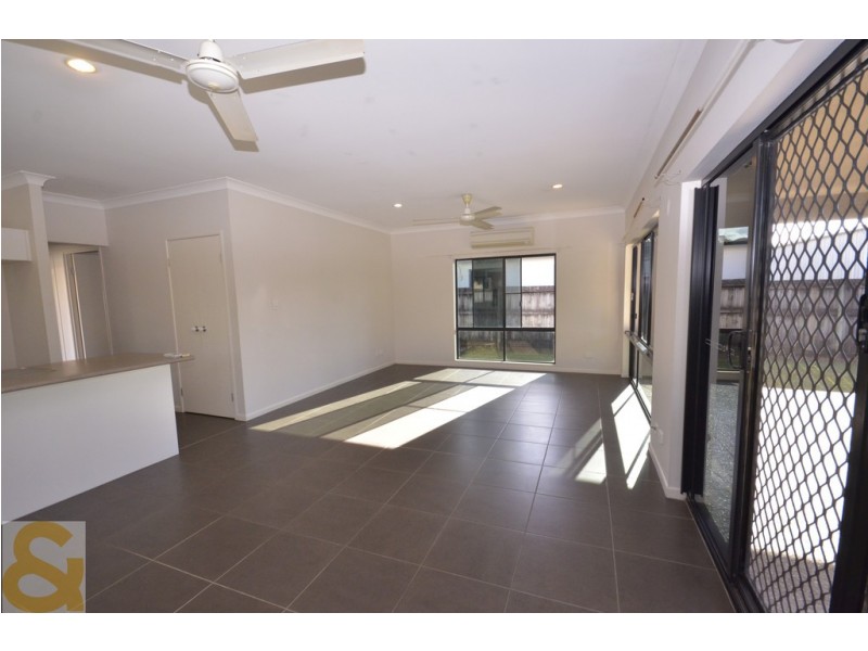34 JOHNSTON ROAD, Mossman QLD 4873