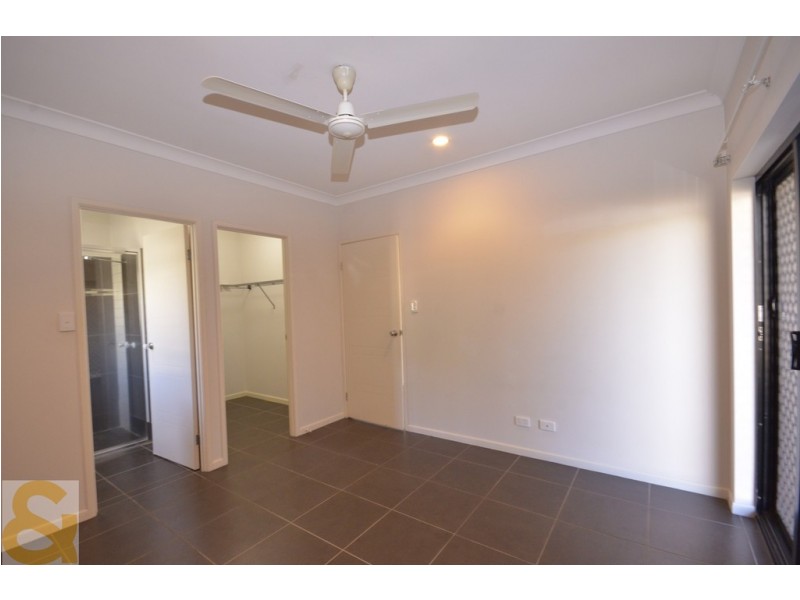 34 JOHNSTON ROAD, Mossman QLD 4873