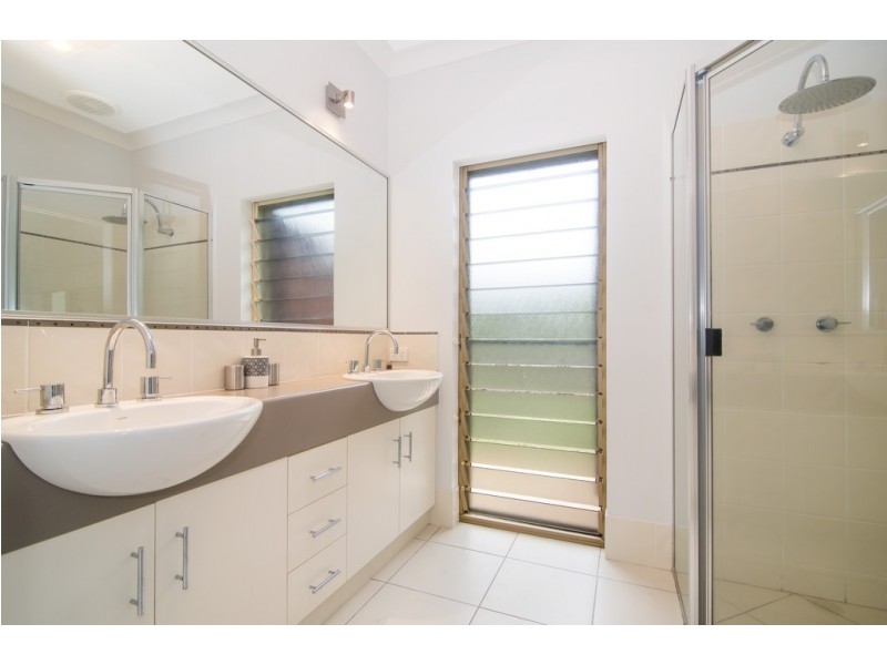 5 SUNBIRD CLOSE, Port Douglas QLD 4877