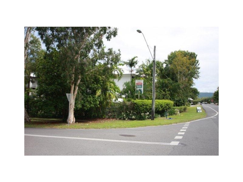 Unit 102 Coral Apartments, 9-11 Blake Street, Port Douglas QLD 4877