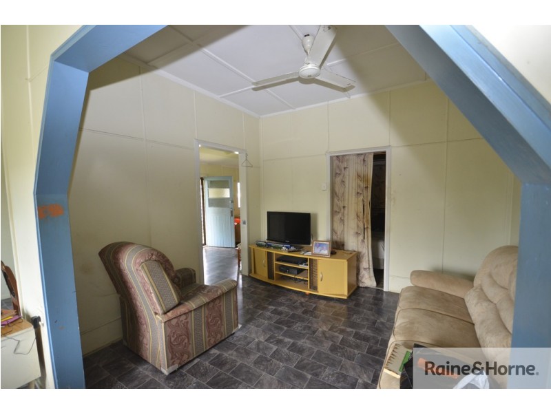 9 OWEN STREET, Mossman QLD 4873