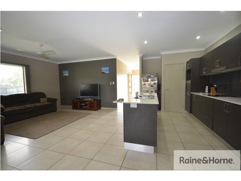 3 SPOONBILL CLOSE, Mossman QLD 4873