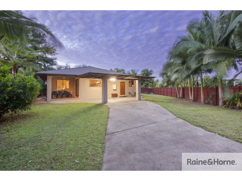 17 COOYA BEACH ROAD, Cooya Beach QLD 4873