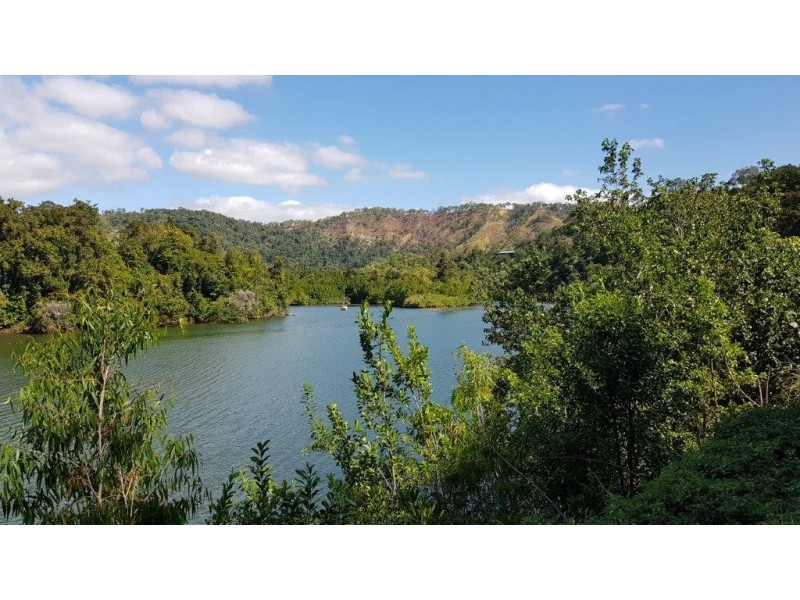 9 Bloomfield Road, Bloomfield QLD 4895