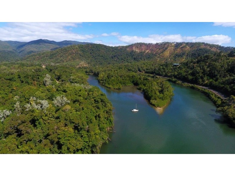 9 Bloomfield Road, Bloomfield QLD 4895