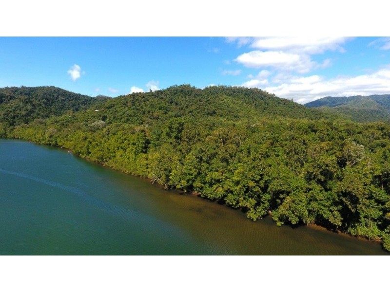 9 Bloomfield Road, Bloomfield QLD 4895