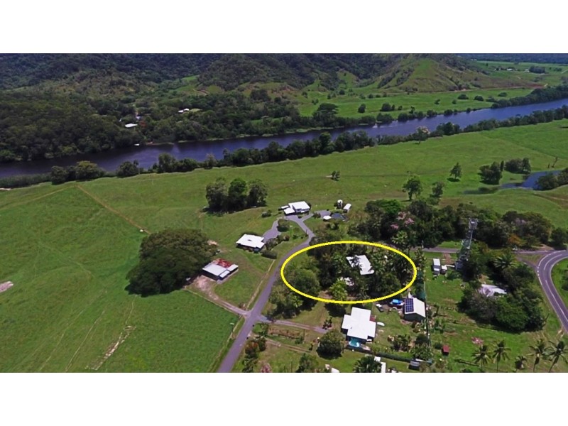 2 Douglas Street, Daintree QLD 4873