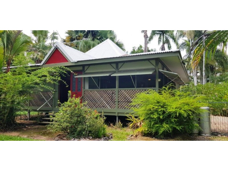 2 Douglas Street, Daintree QLD 4873