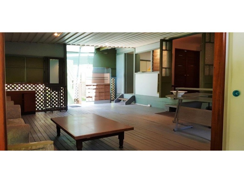 2 Douglas Street, Daintree QLD 4873