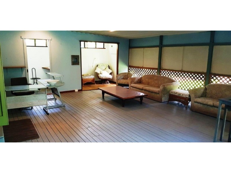 2 Douglas Street, Daintree QLD 4873