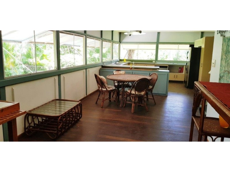 2 Douglas Street, Daintree QLD 4873