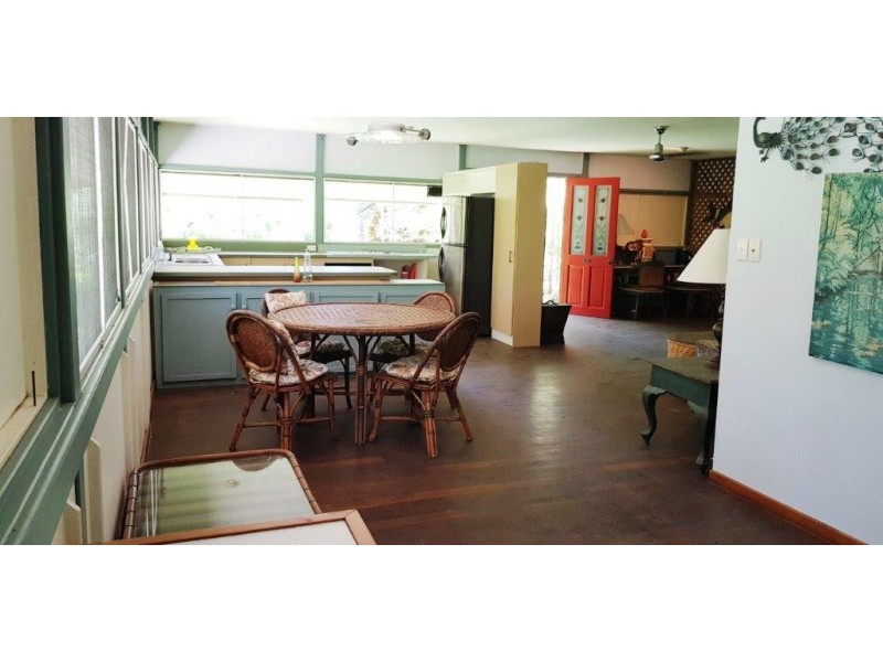 2 Douglas Street, Daintree QLD 4873