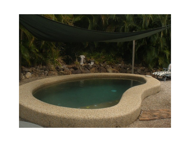 Cooya Beach QLD 4873
