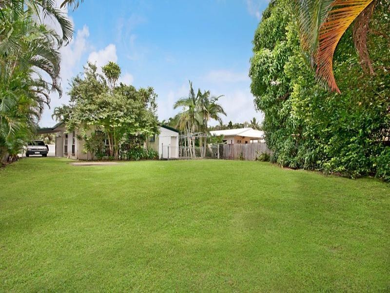 Port Douglas QLD 4877