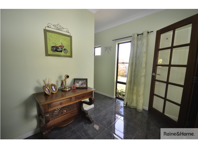 10 SPOONBILL CLOSE, Mossman QLD 4873
