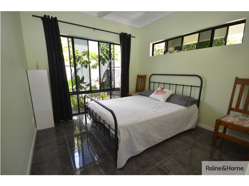 10 SPOONBILL CLOSE, Mossman QLD 4873