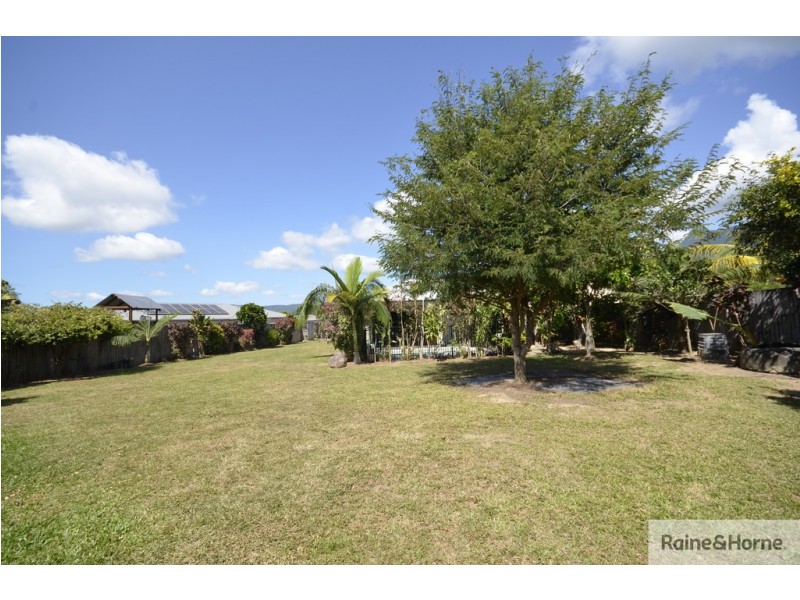 10 SPOONBILL CLOSE, Mossman QLD 4873