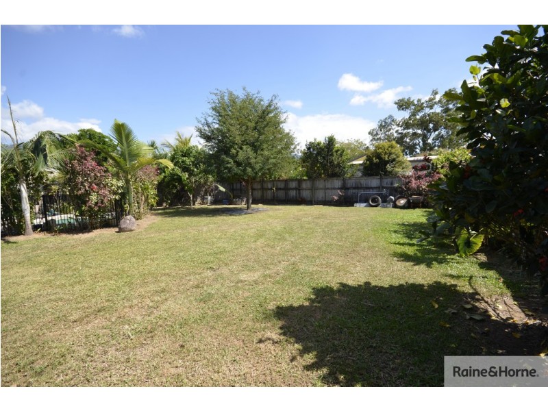 10 SPOONBILL CLOSE, Mossman QLD 4873