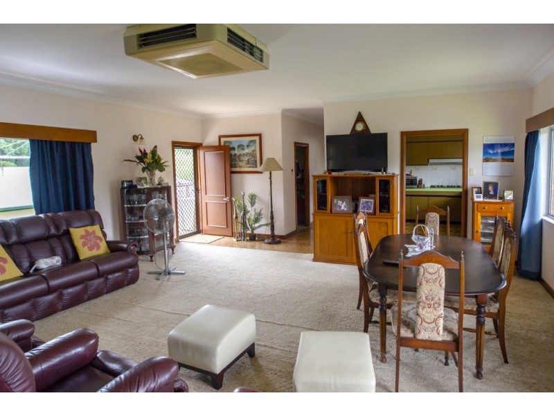 22 MOSSMAN STREET, Mossman QLD 4873