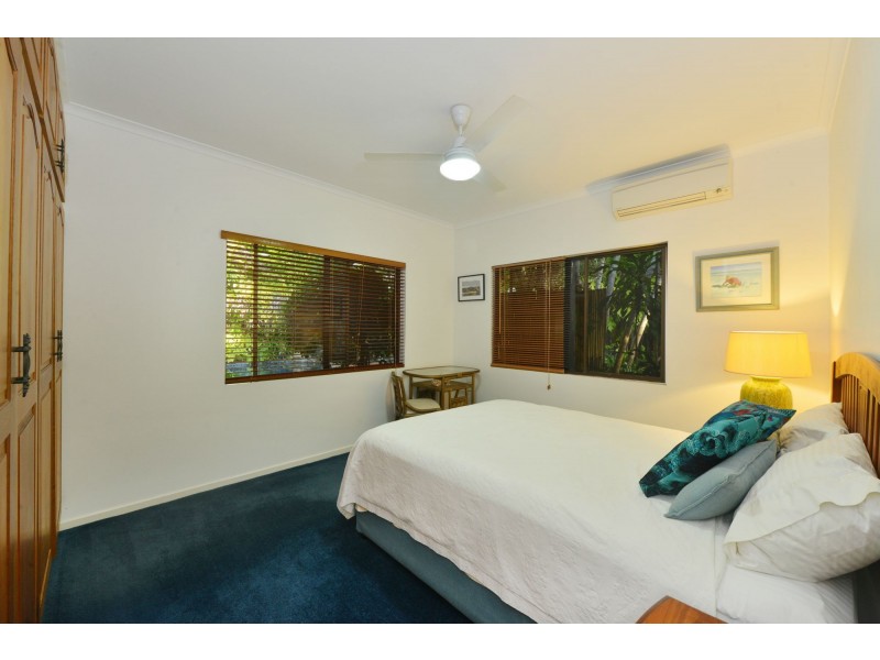 11 ANDREWS CLOSE, Port Douglas QLD 4877