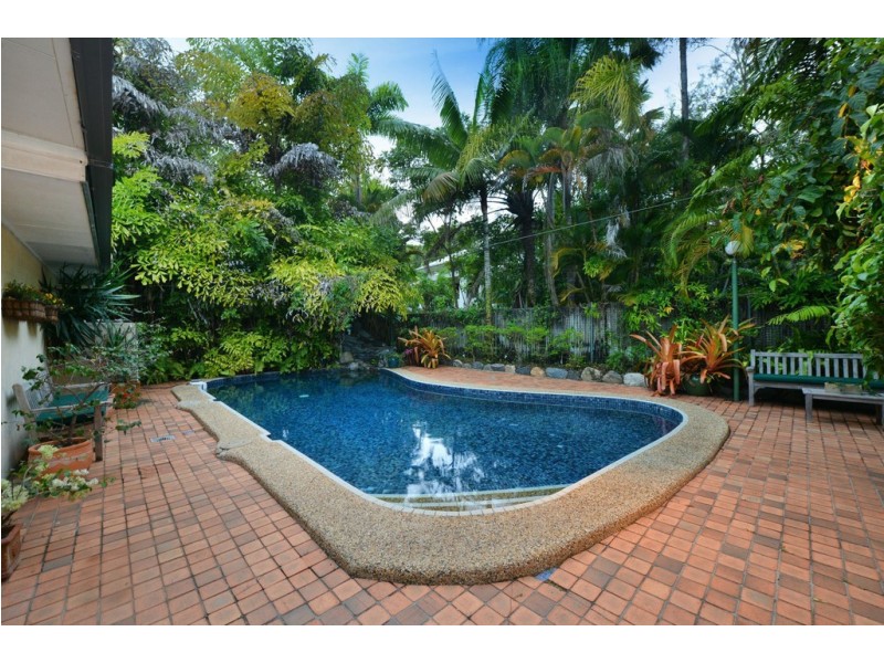11 ANDREWS CLOSE, Port Douglas QLD 4877
