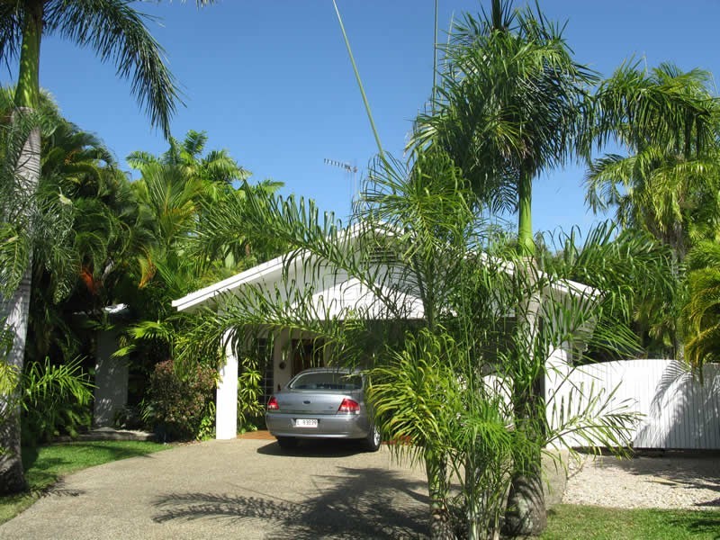 Port Douglas QLD 4877