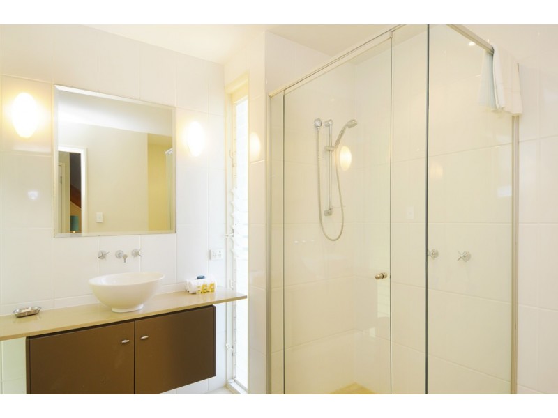 Villa 1, 31-39 Murphy Street (Latitude 16), Port Douglas QLD 4877