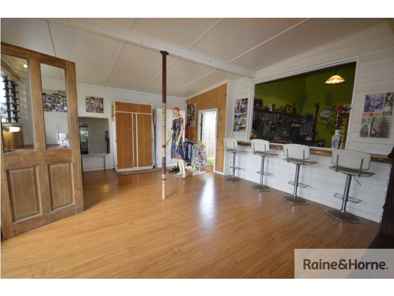 4 JACK STREET, Mossman QLD 4873