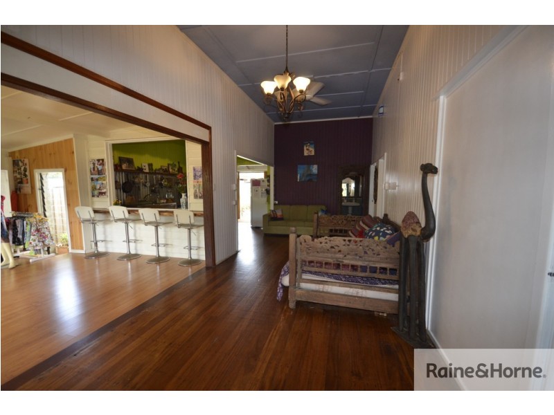 4 JACK STREET, Mossman QLD 4873