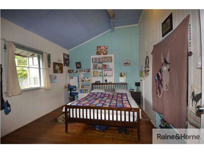 4 JACK STREET, Mossman QLD 4873