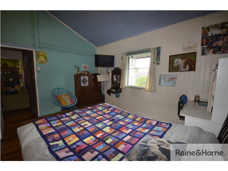 4 JACK STREET, Mossman QLD 4873