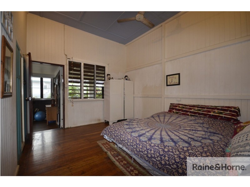4 JACK STREET, Mossman QLD 4873