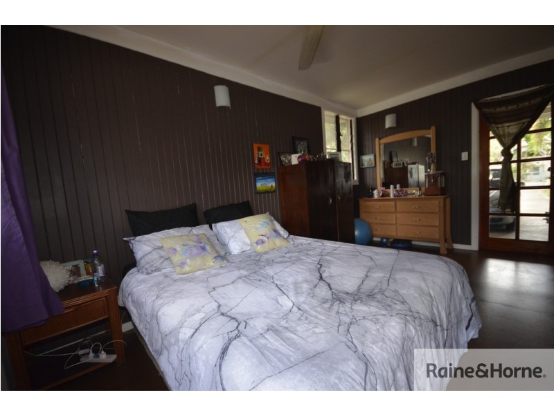 4 JACK STREET, Mossman QLD 4873