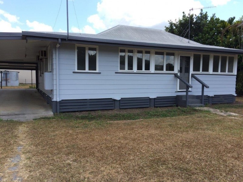 13 Owen Street, Mossman QLD 4873