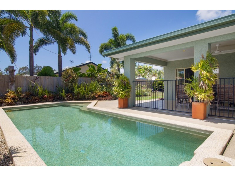 20 BROLGA STREET, Port Douglas QLD 4877