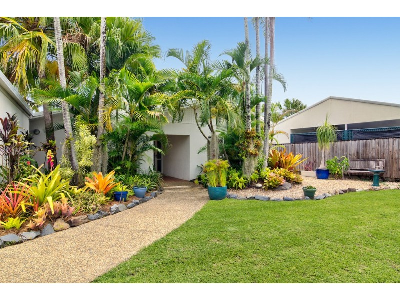 25 Endeavour Street, Port Douglas QLD 4877