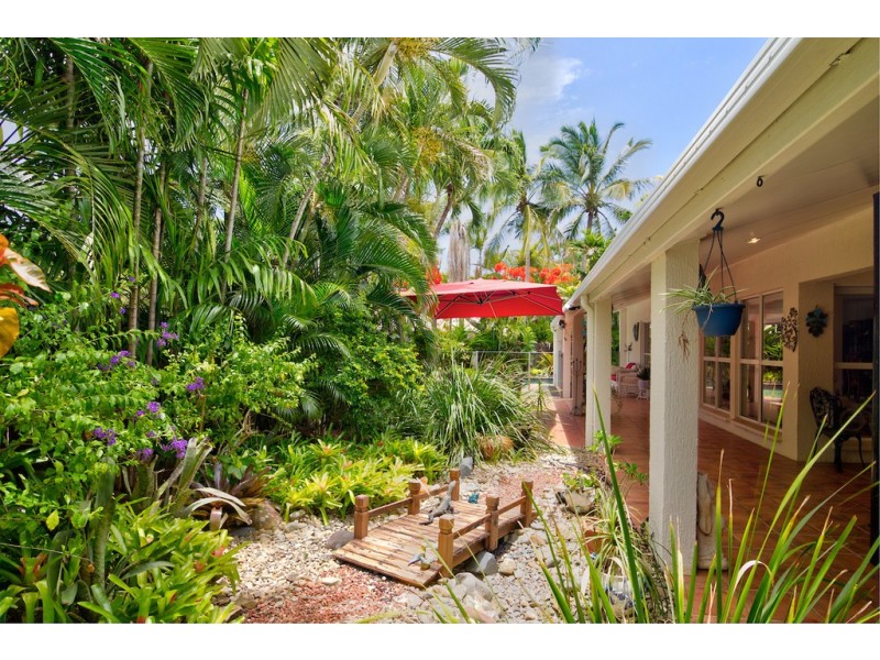 25 Endeavour Street, Port Douglas QLD 4877
