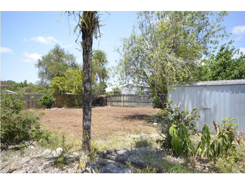 18 Forest Glen, Mossman QLD 4873