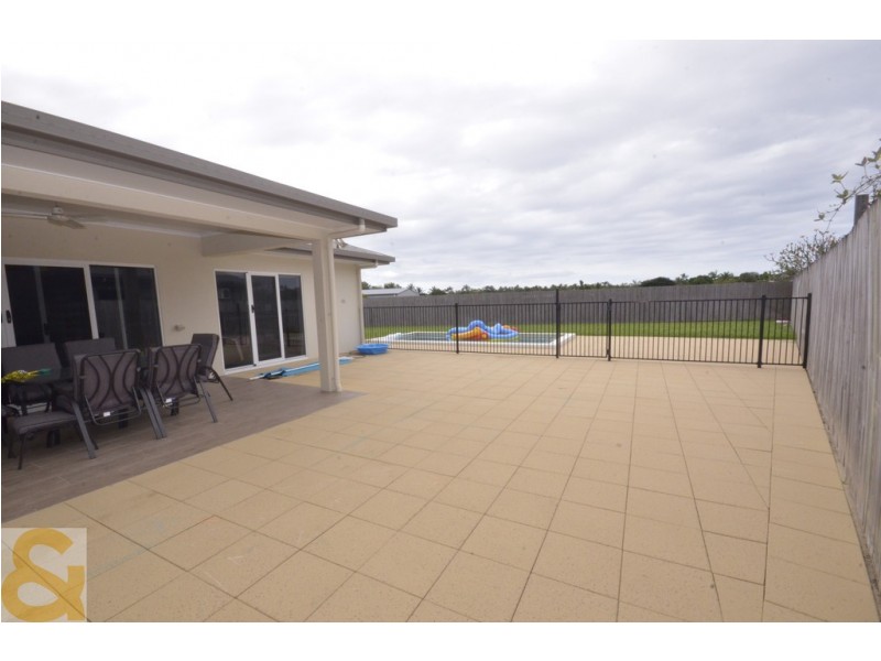 6 Yidi Close, Cooya Beach QLD 4873