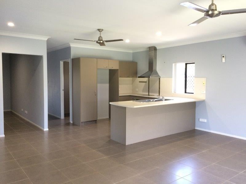 9 Gerygone Close, Mossman QLD 4873